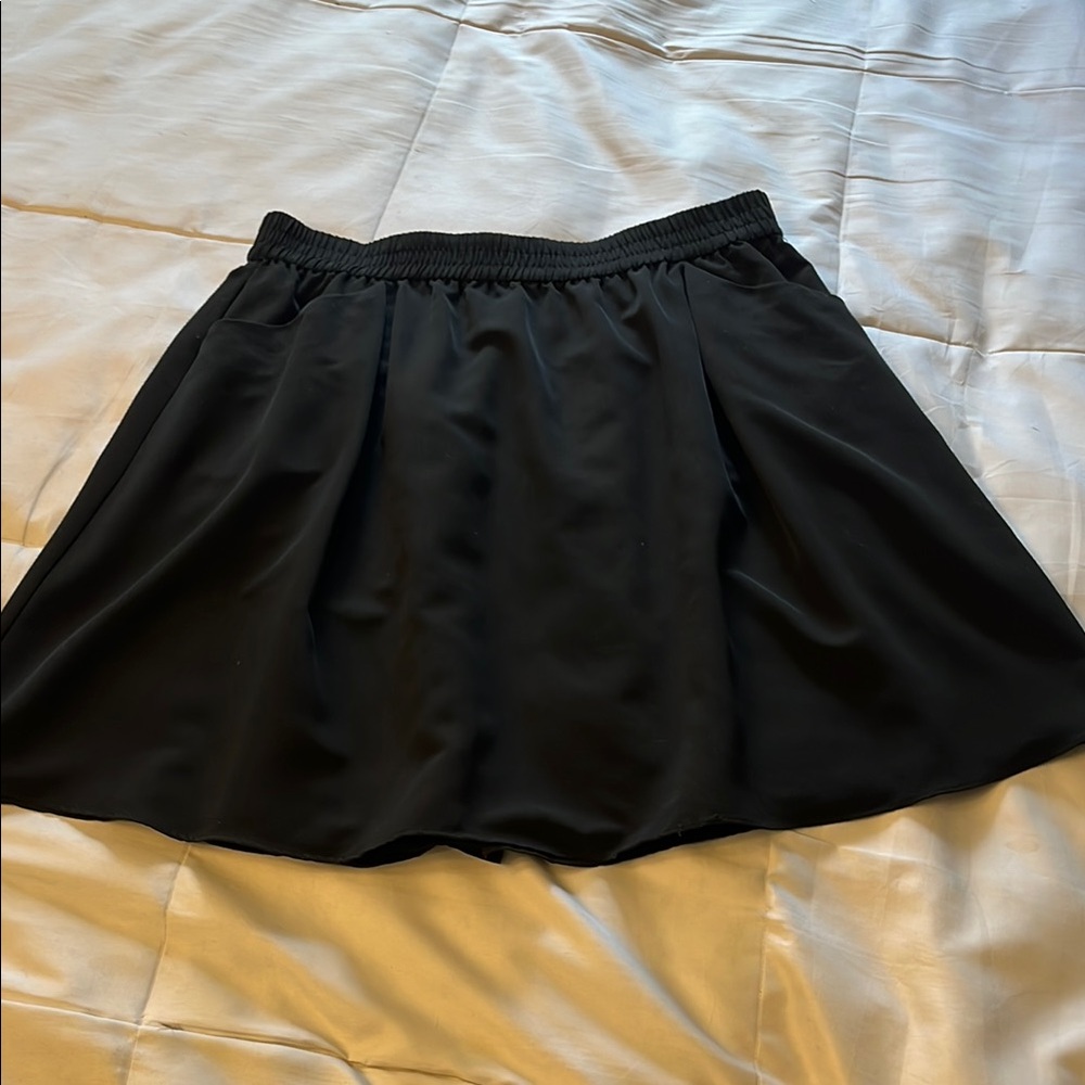 Halston Heritage Black Pleated A-Line Mini Skirt